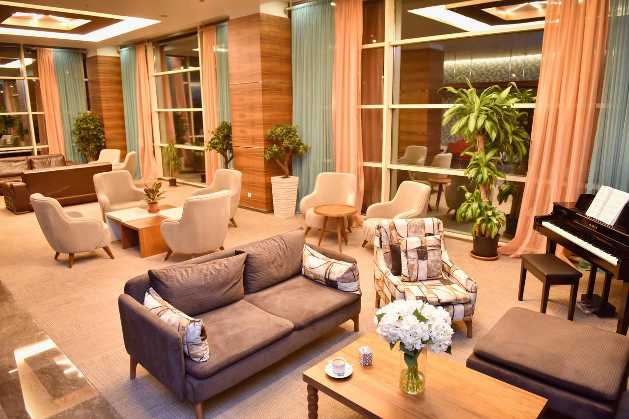Ozgobek Ronesans Hotel De Luxe Uşak Bagian luar foto